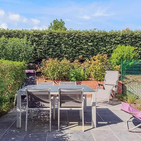Vierbarke 47 Met Parking Holiday home